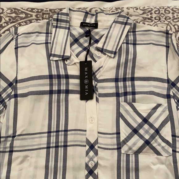 Max & Mia Plaid Tunic - Picture 2 of 5